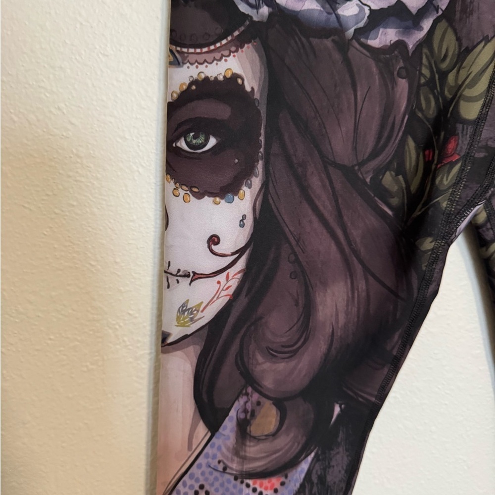 Dark Sugar Skull - Eagle Rock WERKSHOP® leggings size large - Picture 4 of 11